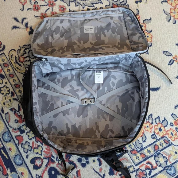 Pacsafe Go Anti-Theft 44L Carryon Backpack - Picture 9 of 12
